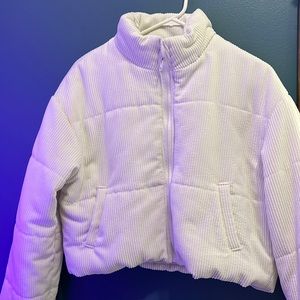 White corduroy cropped puff jacket medium